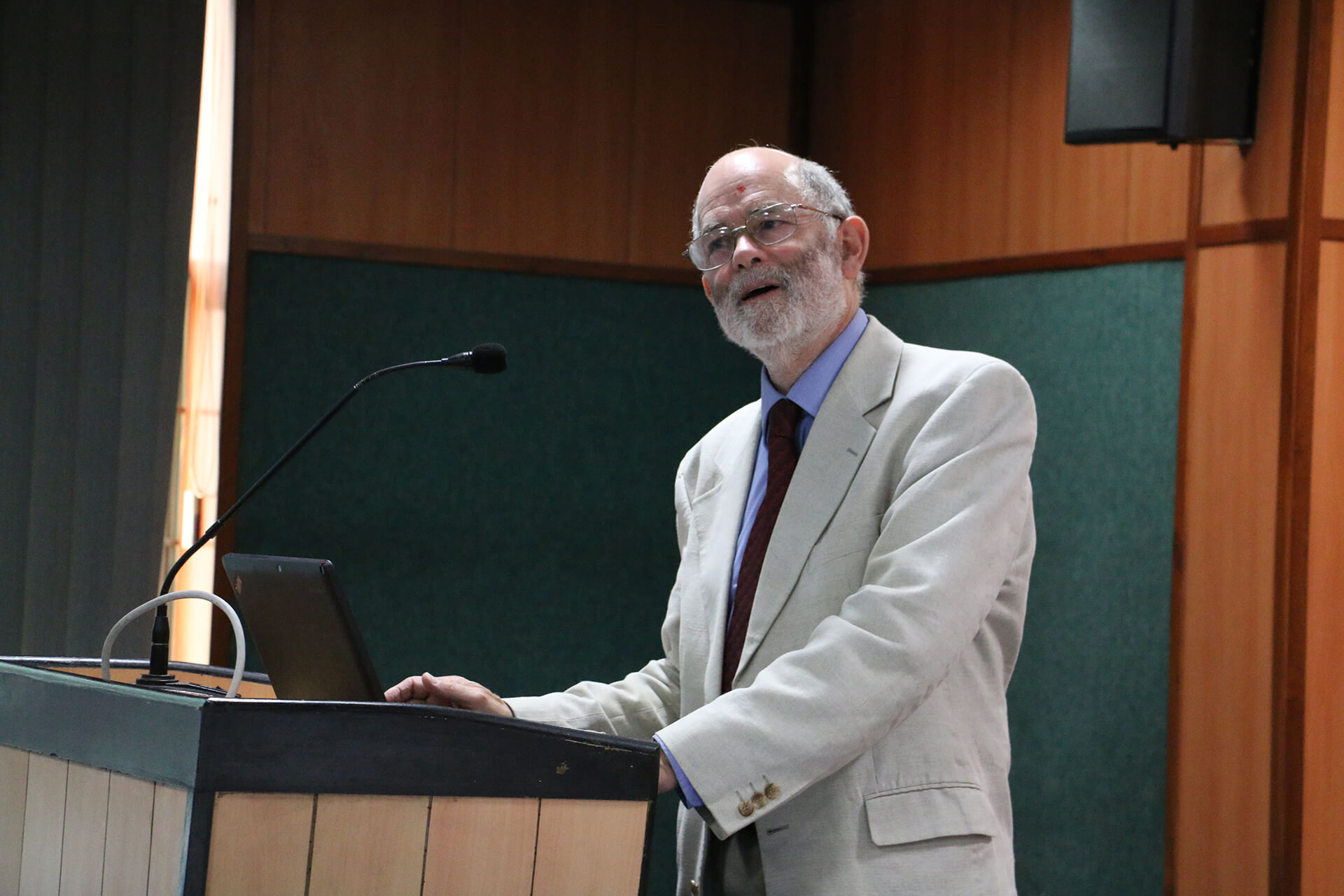 Prof. (Dr.) Peter Robinson